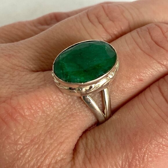 Sterling Silver 925 Oval Bezel Set Faceted Green Jadeite Split Shank Ring Sz 8.5 - Picture 5 of 16